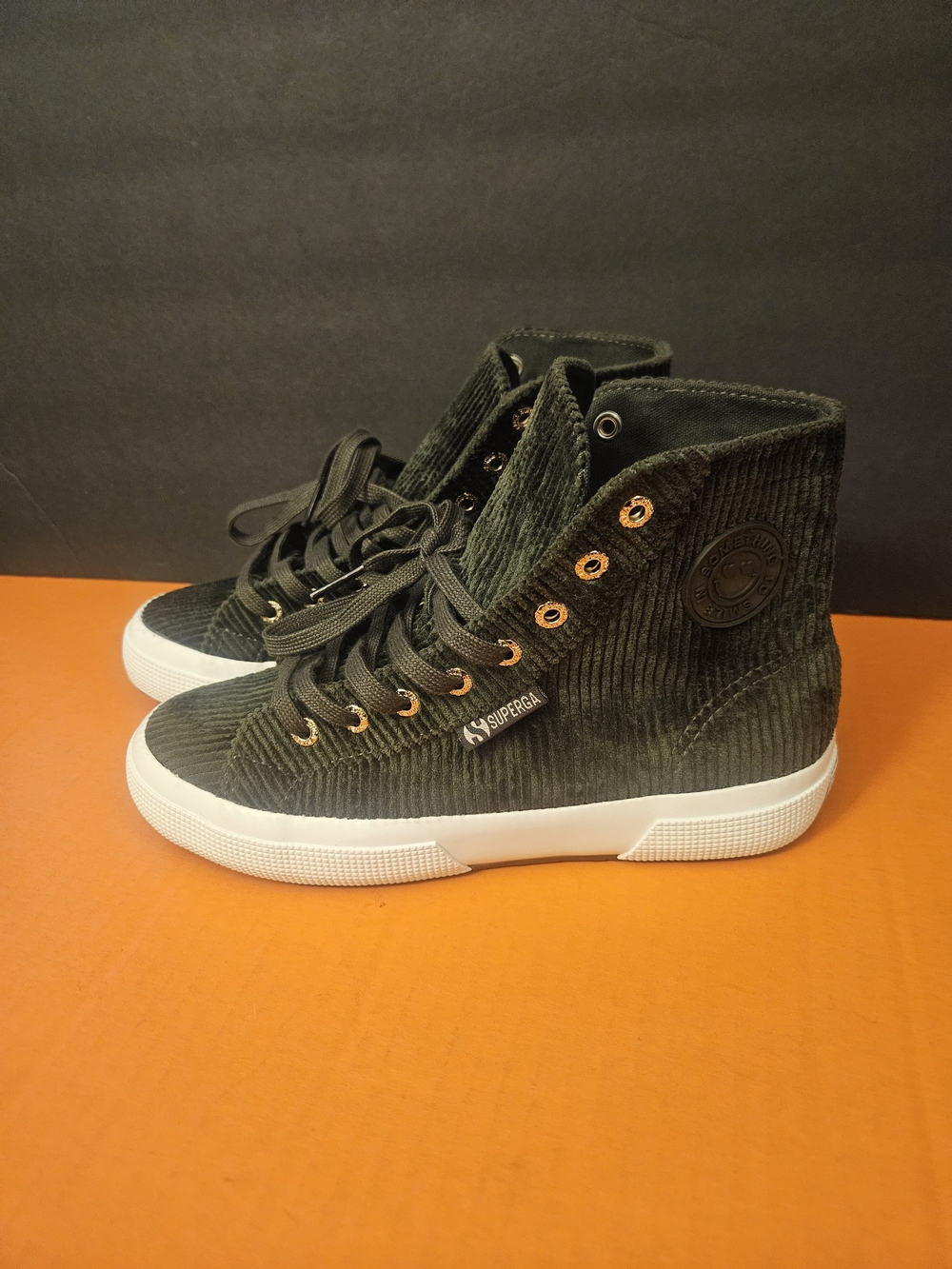 Superga Men's Green Corduroy High-Top Lace-Up Sneakers Rubber Outsole